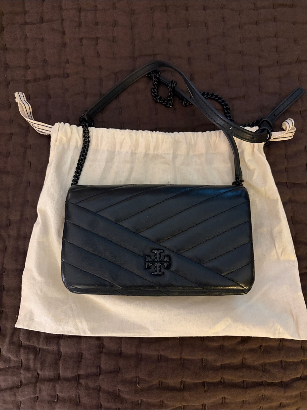 Tory Burch Black Chevron Quilted Chain Crossbody - Picture 3 of 4